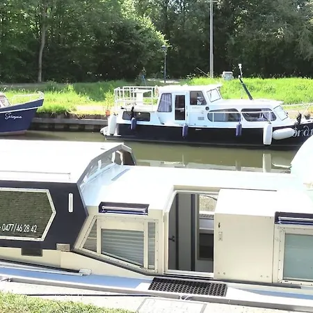 Bateau-hôtel Superbe Bateau Decouvrable Avec Parking Gratuit *